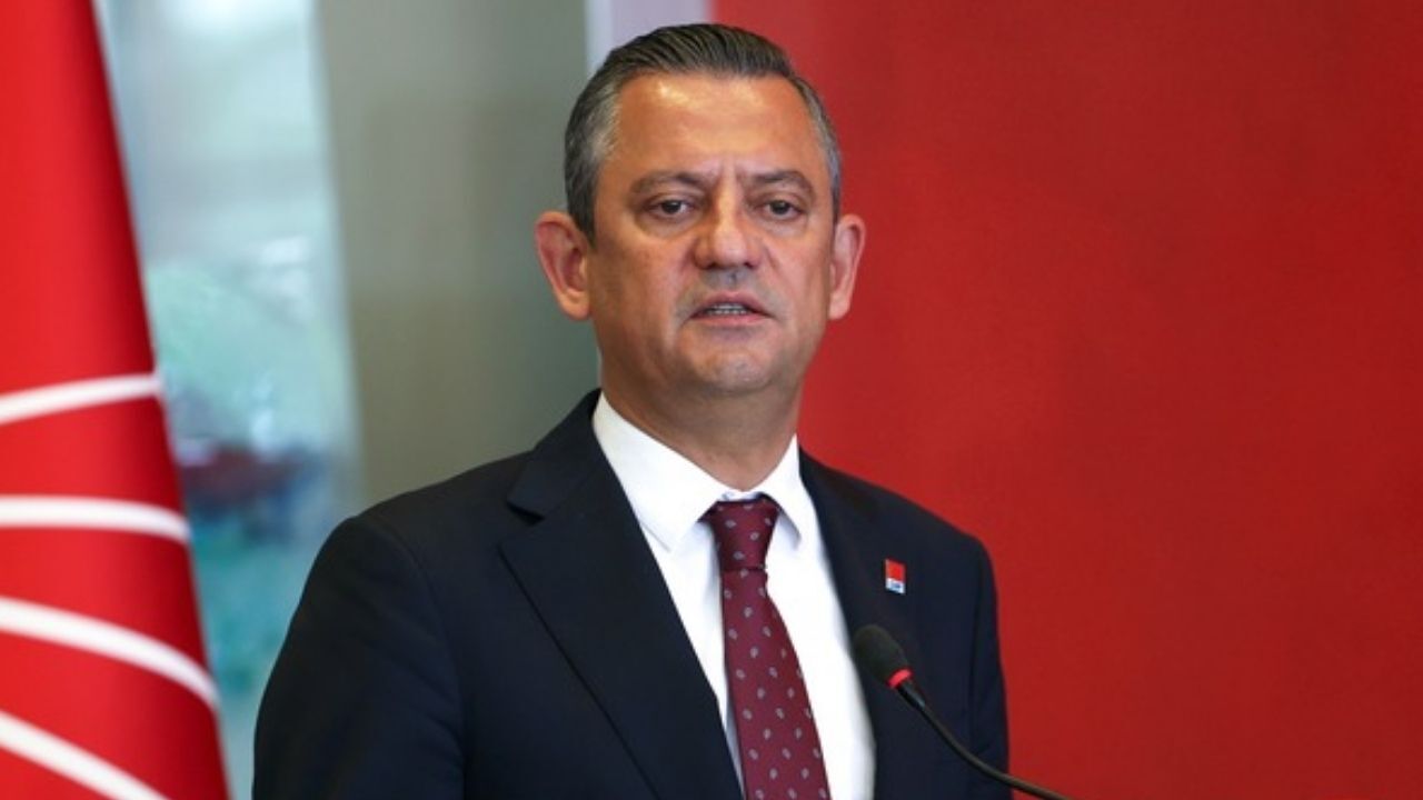 Özgür Özel'e gelen inanılmaz "Akın Gürlek ve Erdoğan" mesajı