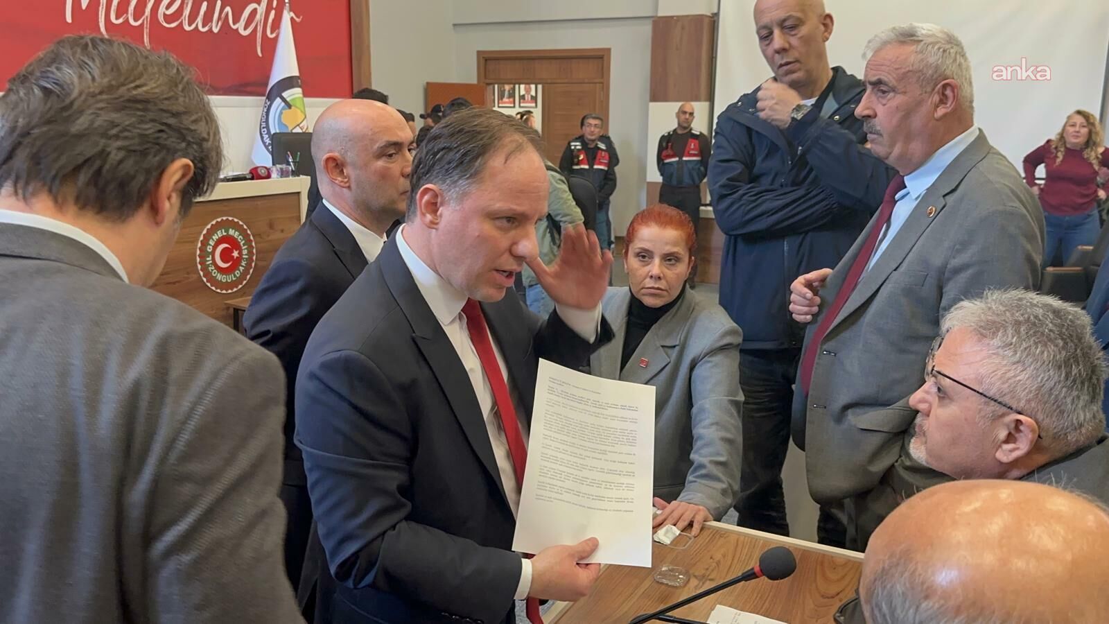 74B3Fbdd 20F6 46Cf 9481 84B8C9Ad8370 W