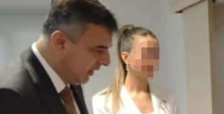 İl Milli Eğitim Müdürü'nün "Çok güzelsiniz" mesajı boşanma ve ölümle sonuçlandı!