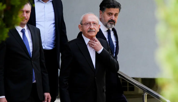Bir dönem en yakını olan iki milletvekili Kılıçdaroğlu'nu reddetti
