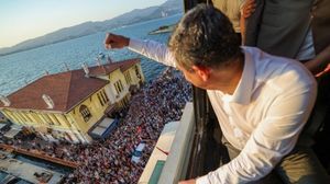 Özgür Özel Izmir (1)