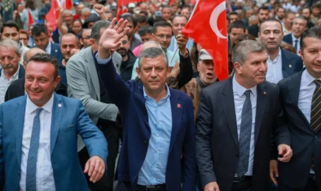 4 vekil birden YENİ Parti'ye katılıyor
