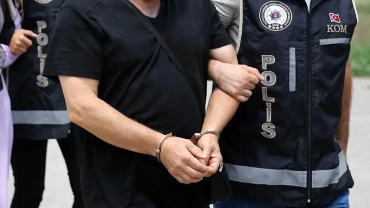Antalya'da rüşvet soruşturması! 2 emniyet müdürü ve 1 komiser gözaltına alındı